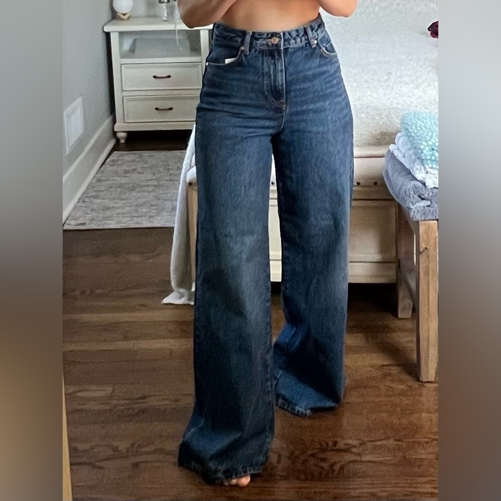 Jeans - Picture 3 of 5